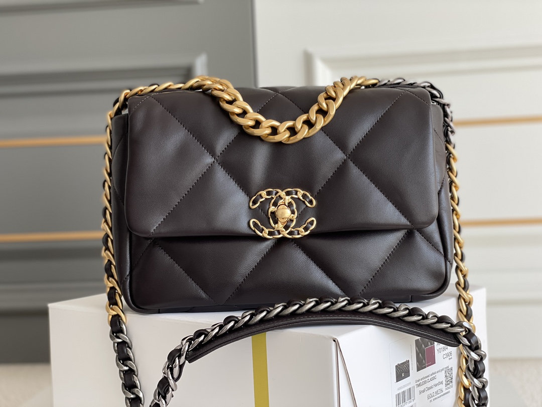 Chanel 19 Bags